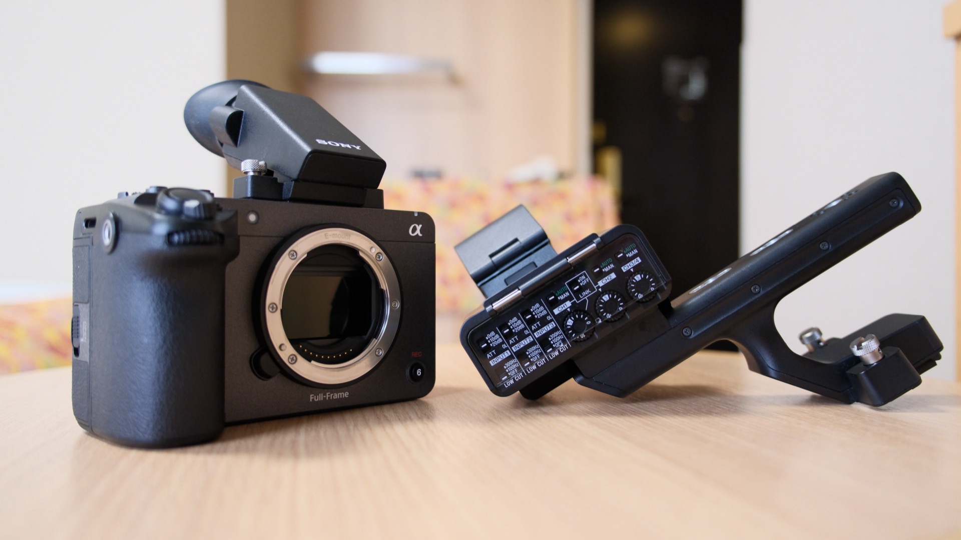 Sony-FX5-03[1]